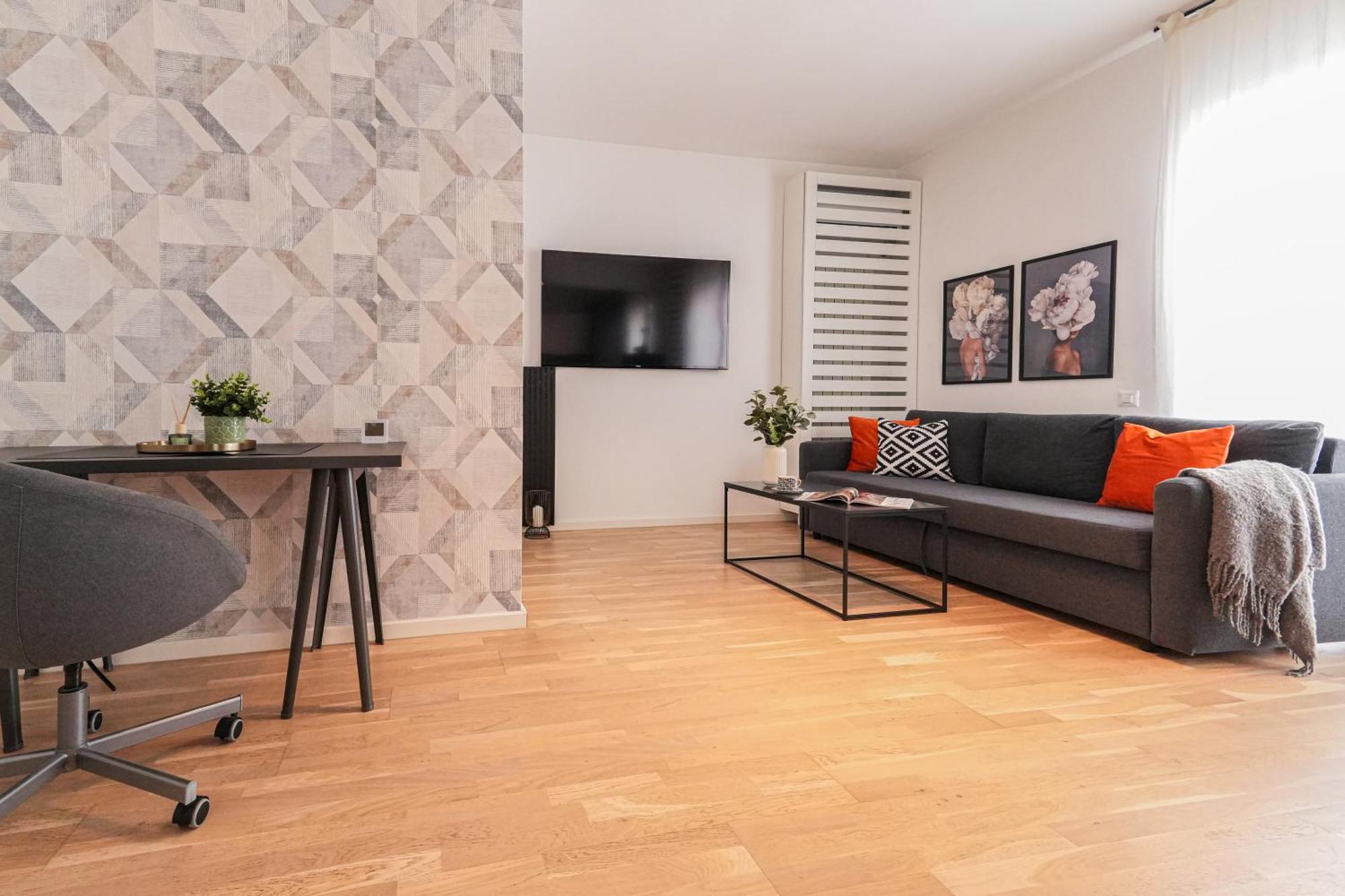 Maria - Modern Apartment With Parking And Workspace Bukarest Kültér fotó