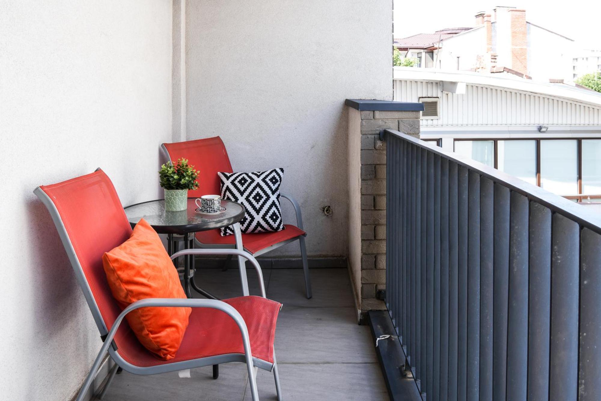 Maria - Modern Apartment With Parking And Workspace Bukarest Kültér fotó