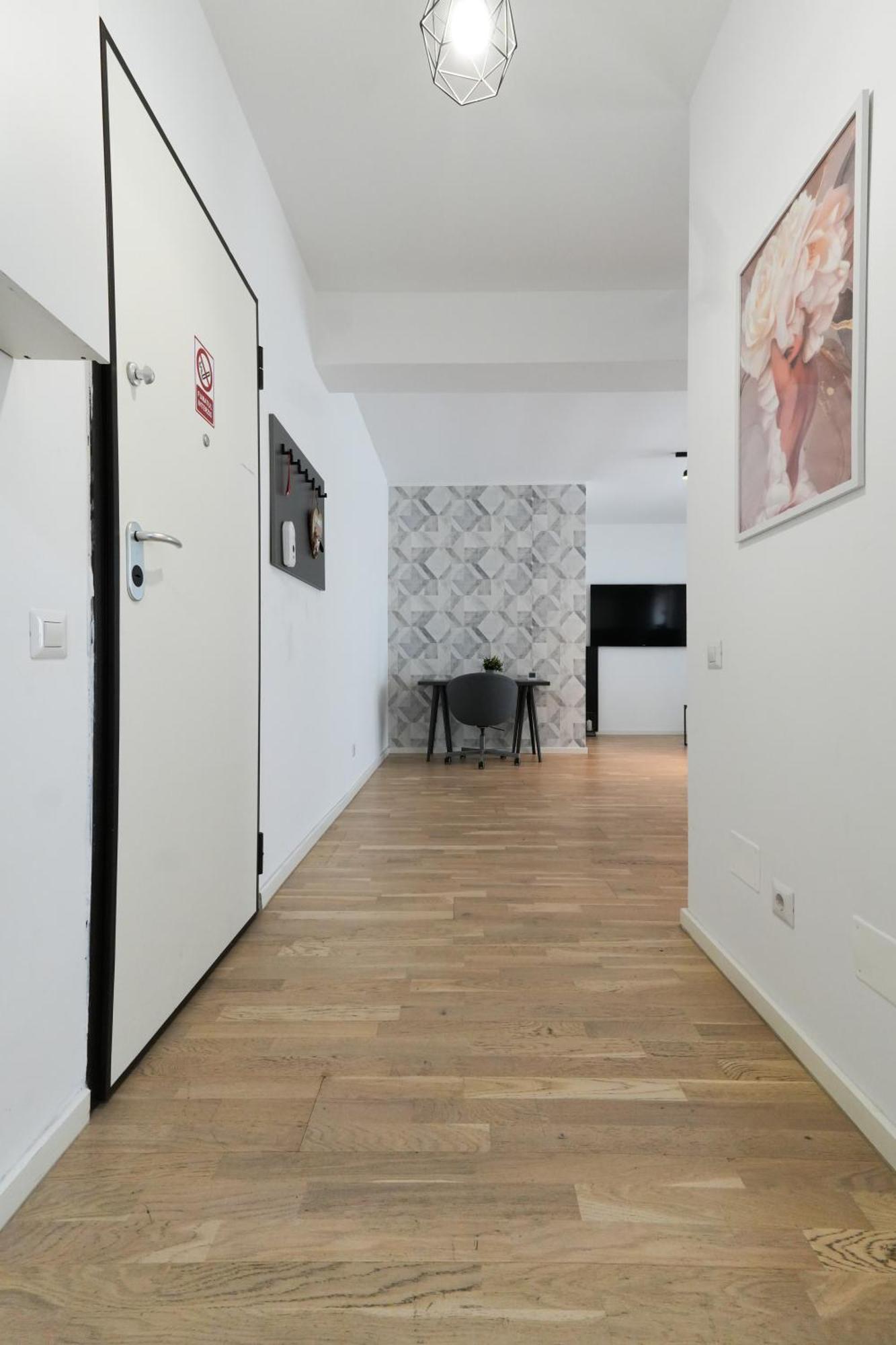 Maria - Modern Apartment With Parking And Workspace Bukarest Kültér fotó
